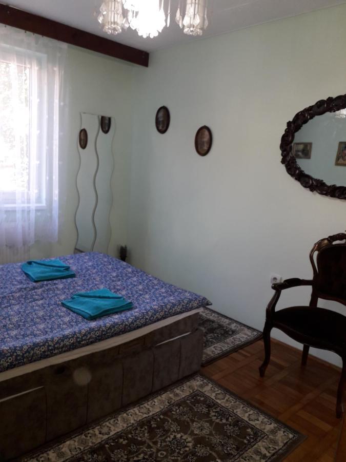 Cozy, Central 1-Bedroom Apartment In Timisoara, Romania Exteriér fotografie